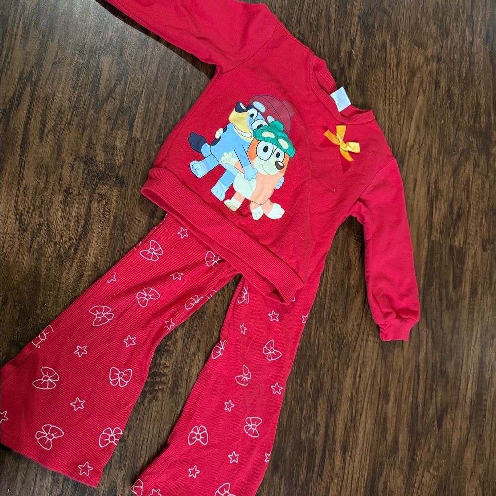 Playful Bluey Red Pajama Set with Bow Design